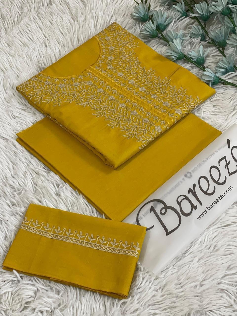 2pc Embriodery suit - Image 4