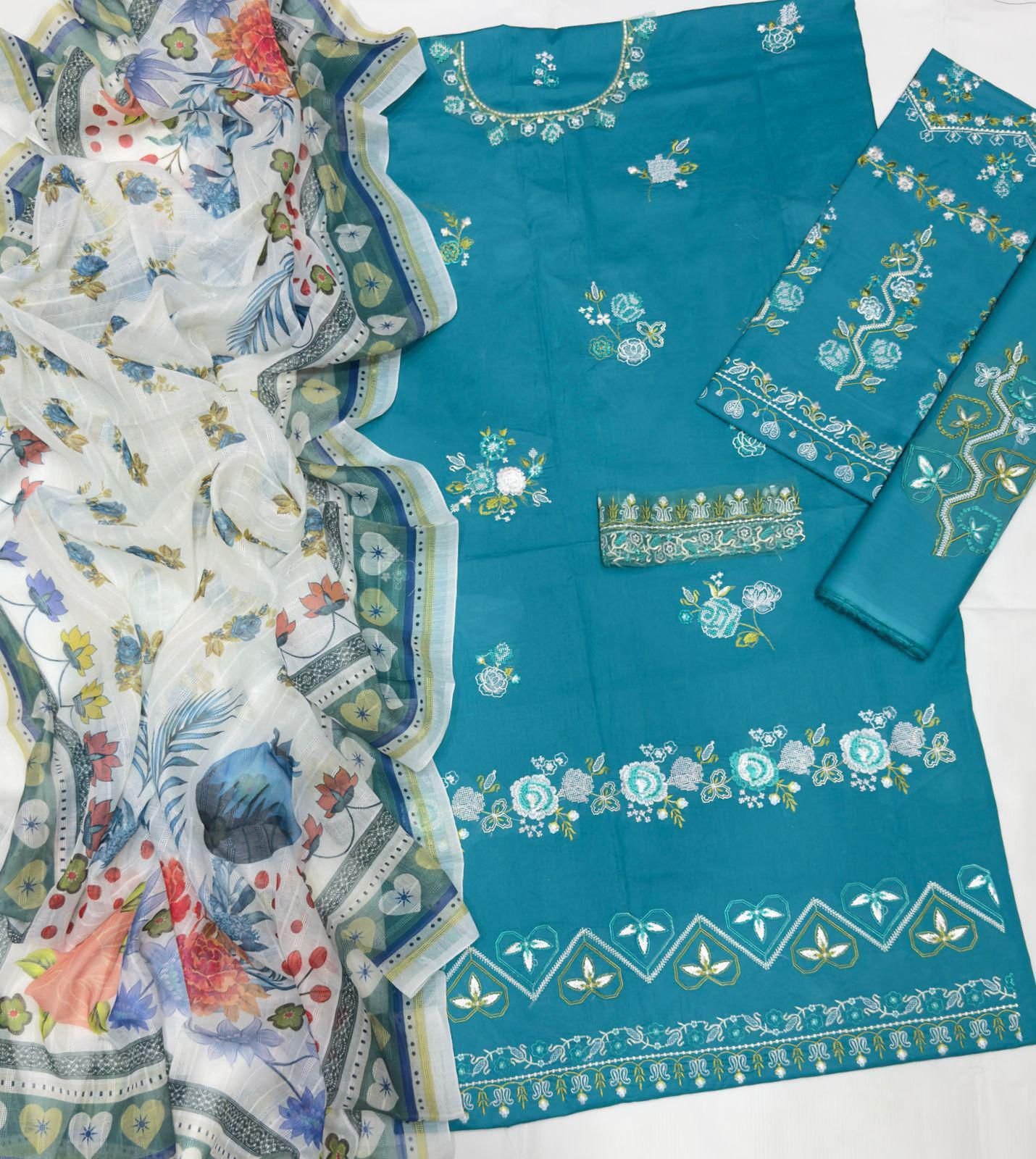 Coco by Zara Airjet Lawn Embroidered 3 Piece Suit – Eid Collection - Image 2